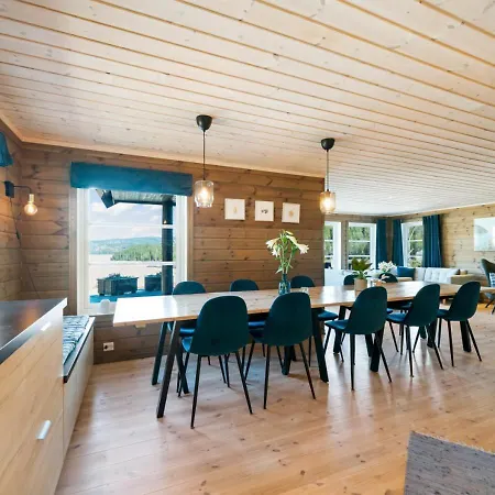 Eribo With Panoramic & Mountain View Holiday home Lona